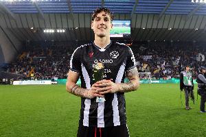 都体：尤文有意乌迪内斯球员扎尼奥洛，想把卡巴尔阿季奇加入谈判